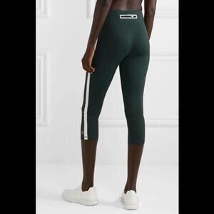 Tory Sport Hi-Vis Crop Leggings- size small, EUC